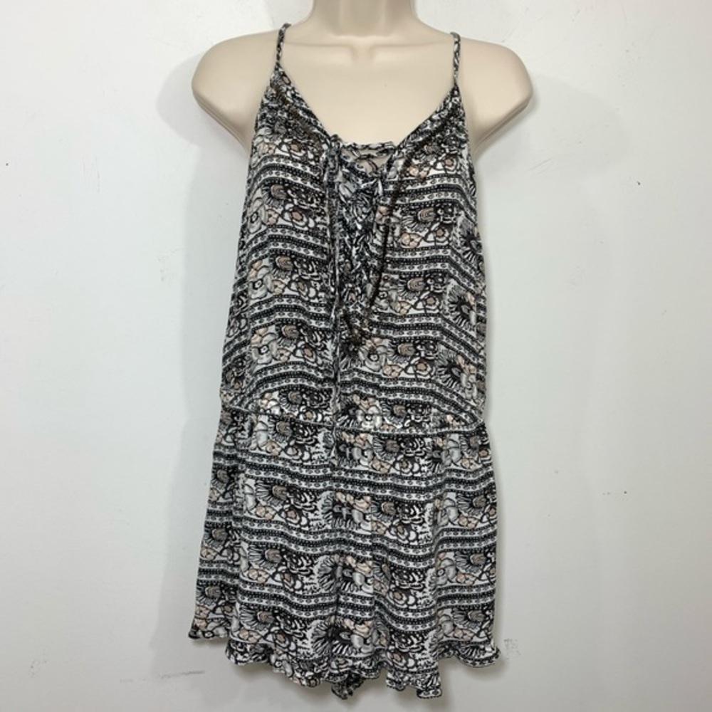 NWT American Eagle stretch beaded lace up romper - Picture 2 of 13